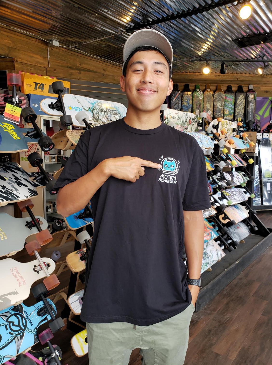 Motion: SpaceCat T-shirt - Motion Boardshop
